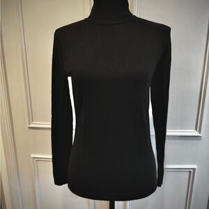 Brooks Brothers Classic Black Fine Merino Turtleneck Sweater Top